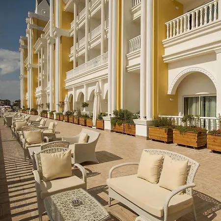 Hotel Dream World &