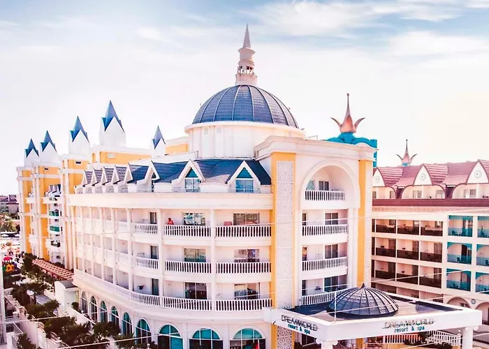 Szálloda Dream World & 5*