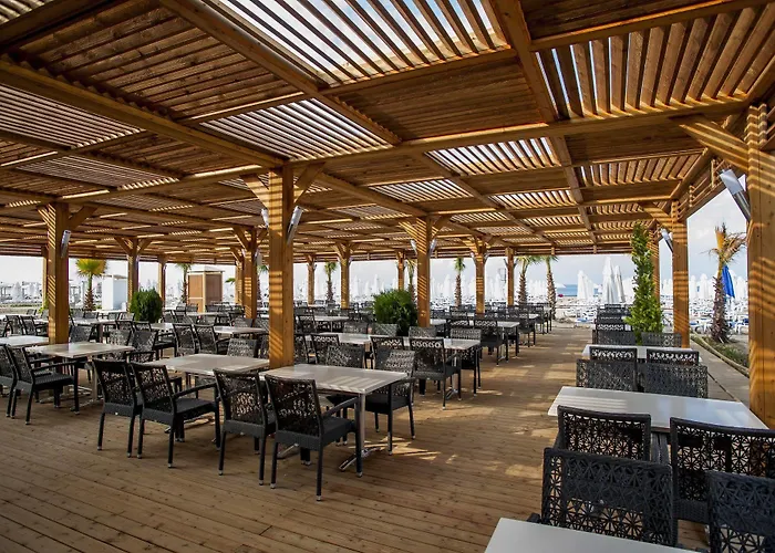 Szálloda Dream World & 5*