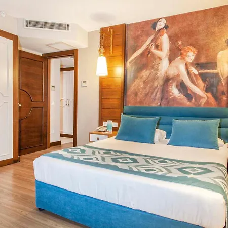 Dream World & Сіде