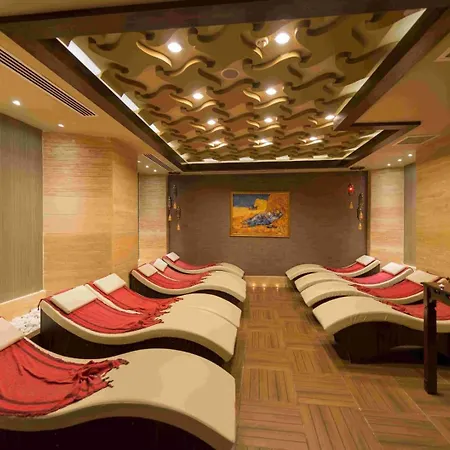 Dream World & Hotel Side