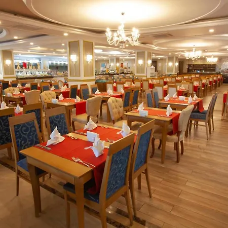 Готель Dream World & 5*