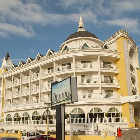 Dream World & 5* Сіде