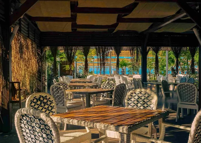 Ξενοδοχείο Dream World & Σιντέ