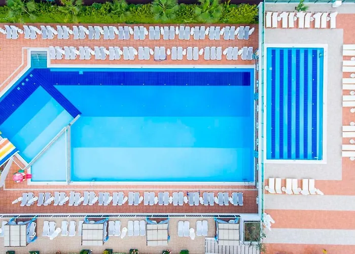 Hotel Dream World & Side