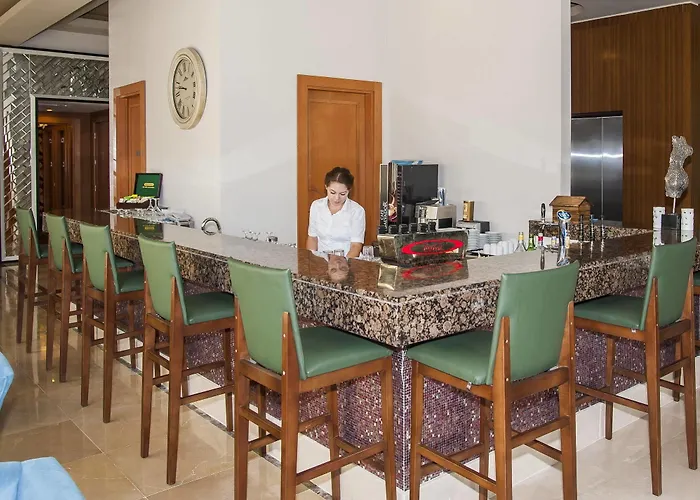 Ξενοδοχείο Dream World &