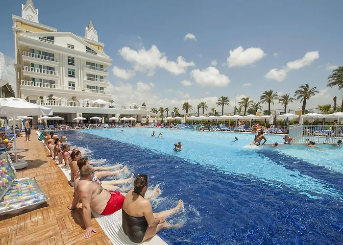 Dream World & Hotel Side