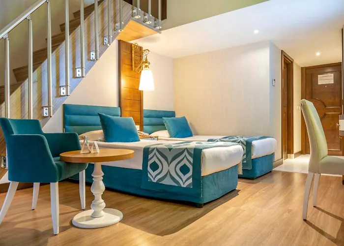 Dream World & 5* Sidé