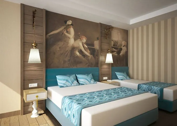 Dream World & Hotel Sidé