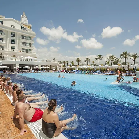 Dream World & Hotel Side