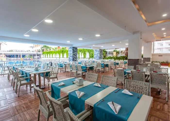 Dream World & Hotel 5*